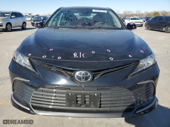 2024 Toyota Camry LE with VIN 4T1R11AK9RU909365, listed as a Copart auction lot 42242115 with 8,872 mi miles and Clean Title. Bid and sale history available at carsss.com. Image 5.