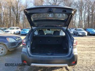 2025 Subaru Outback Limited with VIN 4S4BTANC8S3146779, listed as a Copart auction lot 82300924 with 68 mi miles and Salvage Title. Bid and sale history available at carsss.com. Image 6.