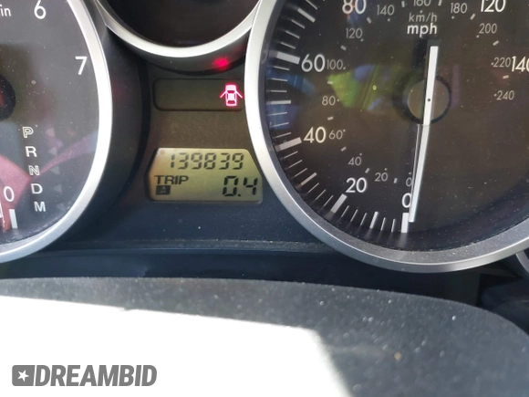 2006 Mazda MX-5 Miata Sport z VIN JM1NC25F260109008, wystawiony jako IAAI lot #42467176 z przebiegiem 139 839 mil mil oraz . Historia ofert i sprzedaży dostępna na DreamBid. Obrazek 7.
