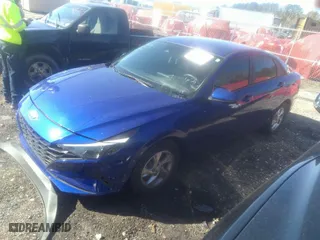 2022 Hyundai Elantra SE with VIN KMHLL4AGXNU255063, listed as a IAAI auction lot 41364777 with 31,512 mi miles. Bid and sale history available at carsss.com. Image 2.