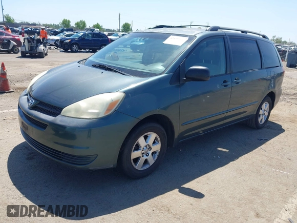 2004 Toyota Sienna CE with VIN 5TDZA23C44S205166, listed as a IAAI auction lot 42192980 with 228,873 mi miles. Bid and sale history available at carsss.com. Image 2.
