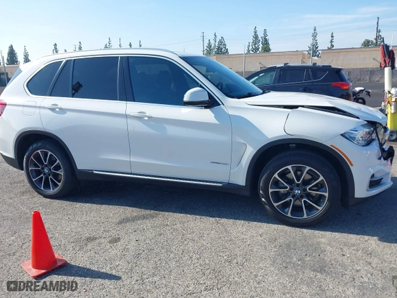 2017 BMW X5 sDrive35i with VIN 5UXKR2C53H0U19763, listed as a IAAI auction lot 41895725 with 101,361 mi miles. Bid and sale history available at carsss.com. Image 13.