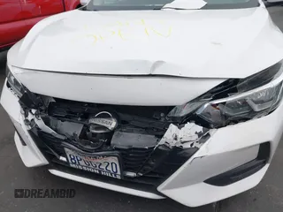 2020 Nissan Sentra SV z VIN 3N1AB8CV6LY217702, wystawiony jako IAAI lot #42151477 z przebiegiem 45 109 mil mil oraz . Historia ofert i sprzedaży dostępna na DreamBid. Obrazek 12.