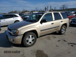 2005 Chevrolet TrailBlazer LT with VIN 1GNDT13S452140406, listed as a Copart auction lot 50992445 with 112,311 mi miles and Salvage Title. Bid and sale history available at carsss.com. Image 1.