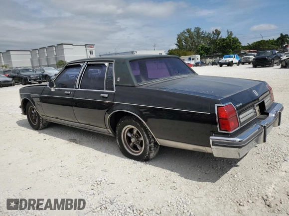 1985 Oldsmobile 88 z VIN 1G3BV69Y1FY384631, wystawiony jako Copart lot #43389795 z przebiegiem 180 641 mil mil oraz Szkoda całkowita • Salvage title. Historia ofert i sprzedaży dostępna na DreamBid. Obrazek 2.
