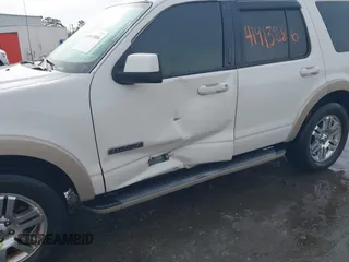 2008 Ford Explorer Eddie Bauer with VIN 1FMEU74E68UA47414, listed as a IAAI auction lot 41913886 with 135,349 mi miles. Bid and sale history available at carsss.com. Image 6.