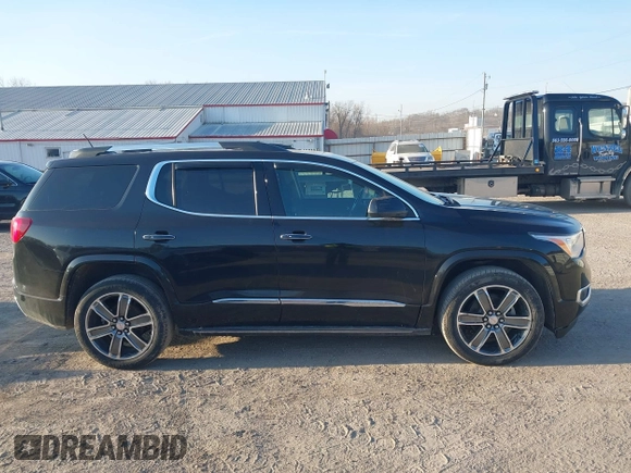 2017 GMC Acadia Denali with VIN 1GKKNXLSXHZ152508, listed as a IAAI auction lot 41773981 with 195,933 mi miles and . Bid and sale history available at carsss.com. Image 13.
