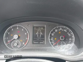 2013 Volkswagen Passat SE с VIN 1VWBP7A36DC012788, выставлен на аукционе IAAI как лот 42365537 с пробегом 140 367 миль миль и . История ставок и продаж доступна на DreamBid. Изображение 7.