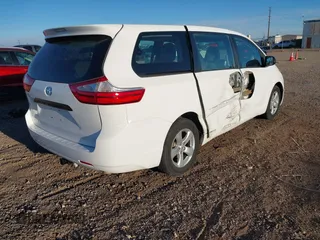 2017 Toyota Sienna L with VIN 5TDZZ3DC3HS828040, listed as a IAAI auction lot 41824384 with 76,159 mi miles. Bid and sale history available at carsss.com. Image 4.