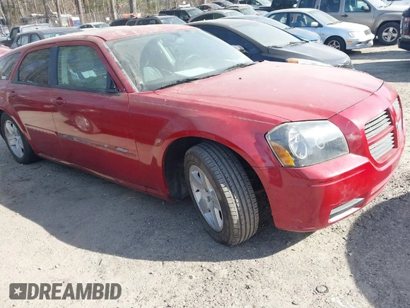 2005 Dodge Magnum SE with VIN 2D4FV48V75H535982, listed as a IAAI auction lot 41789722 with Not Provided miles. Bid and sale history available at carsss.com. Image 1.