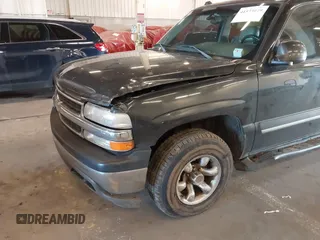 2004 Chevrolet Suburban LT z VIN 1GNFK16Z64J268977, wystawiony jako IAAI lot #41573029 z przebiegiem 181 923 mil mil oraz . Historia ofert i sprzedaży dostępna na DreamBid. Obrazek 6.
