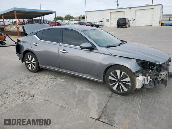 2019 Nissan Altima SL with VIN 1N4BL4EV5KC224738, listed as a Copart auction lot 51417615 with 126,111 mi miles and Salvage Title. Bid and sale history available at DreamBid. Image 4.