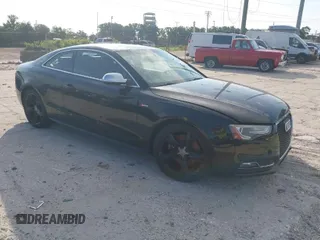 2013 Audi S5 Premium Plus with VIN WAUCGAFR6DA023803, listed as a IAAI auction lot 42036505 with 140,079 mi miles. Bid and sale history available at carsss.com. Image 1.