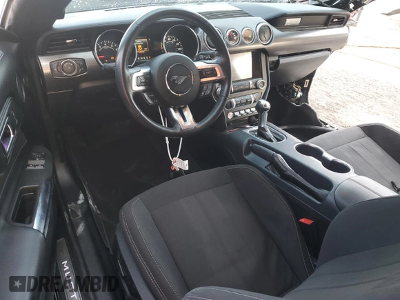 2021 Ford Mustang GT z VIN 1FA6P8CF8M5133172, wystawiony jako Copart lot #54234125 z przebiegiem 24 541 mil mil oraz Nie do naprawy. Historia ofert i sprzedaży dostępna na DreamBid. Obrazek 8.