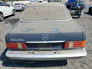 1984 Mercedes-Benz 300 300SD with VIN WDBCB20A0EA023127, listed as a Copart auction lot 72327594 with 257,727 mi miles and Salvage Title. Bid and sale history available at carsss.com. Image 6.