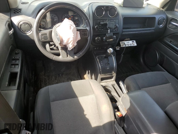 2017 Jeep Patriot High Altitude with VIN 1C4NJPFAXHD152626, listed as a Copart auction lot 47922775 with 117,574 mi miles and Salvage Title. Bid and sale history available at carsss.com. Image 8.