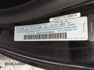 2000 Volkswagen Beetle GLS with VIN 3VWCA21C9YM499921, listed as a IAAI auction lot 42161756 with 74,194 mi miles and . Bid and sale history available at DreamBid. Image 9.