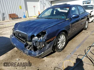 2002 Hyundai Sonata GLS with VIN KMHWF35H52A717219, listed as a Copart auction lot 47214945 with 109,787 mi miles and Salvage Title. Bid and sale history available at carsss.com. Image 1.