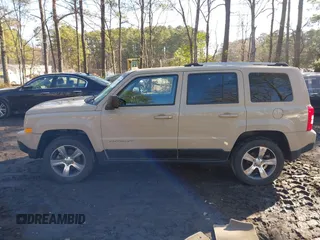 2017 Jeep Patriot High Altitude with VIN 1C4NJRFB6HD194389, listed as a IAAI auction lot 41764249 with 32,008 mi miles. Bid and sale history available at carsss.com. Image 14.