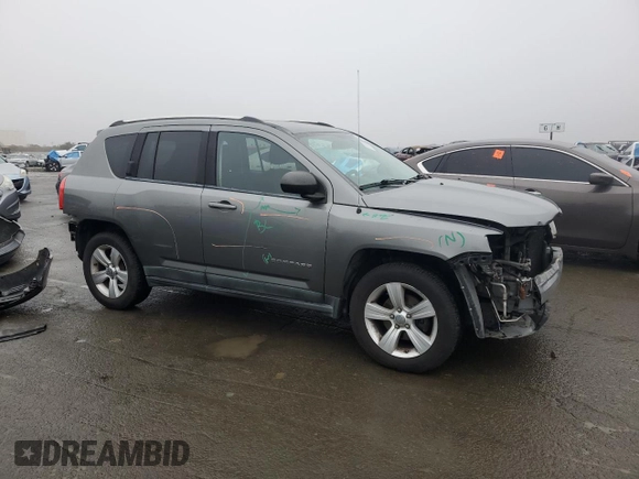 2011 Jeep Compass Latitude with VIN 1J4NT1FB6BD248643, listed as a Copart auction lot 86403584 with 179,795 mi miles and Salvage Title. Bid and sale history available at carsss.com. Image 4.