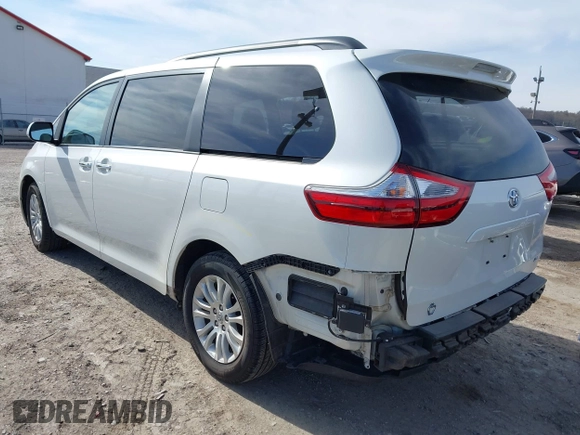 2017 Toyota Sienna XLE Auto Access Seat with VIN 5TDYZ3DC5HS855137, listed as a IAAI auction lot 41657651 with 97,850 mi miles. Bid and sale history available at carsss.com. Image 3.