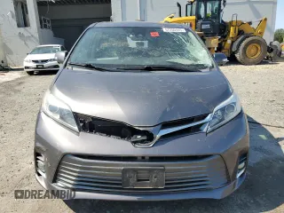 2018 Toyota Sienna XLE с VIN 5TDDZ3DC0JS196792, выставлен на аукционе Copart как лот 57250445 с пробегом 146 479 миль миль и Списание • Salvage title. История ставок и продаж доступна на DreamBid. Изображение 5.