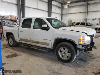 2009 Chevrolet Silverado 1500 LTZ with VIN 3GCEK33329G109608, listed as a Copart auction lot 48122775 with 198,347 mi miles and Salvage Title. Bid and sale history available at carsss.com. Image 4.