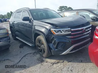 2023 Volkswagen Atlas SE z VIN 1V2JR2CA6PC504408, wystawiony jako IAAI lot #41475520 z przebiegiem 45 932 mil mil oraz . Historia ofert i sprzedaży dostępna na DreamBid. Obrazek 1.
