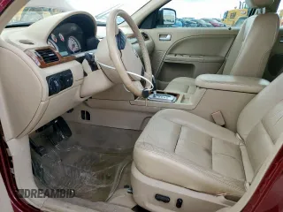 2005 Ford Five Hundred Limited с VIN 1FAFP281X5G149230, выставлен на аукционе Copart как лот 54117335 с пробегом 82 647 миль миль и Списание • Salvage title. История ставок и продаж доступна на DreamBid. Изображение 9.