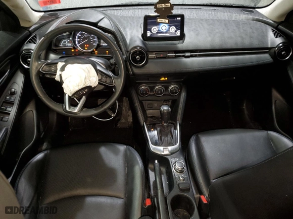 2019 Toyota Yaris Sedan L with VIN 3MYDLBYV1KY528189, listed as a Copart auction lot 42605205 with 37,006 mi miles and Salvage Title. Bid and sale history available at carsss.com. Image 8.