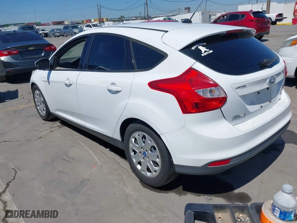 2012 Ford Focus SE with VIN 1FAHP3K2XCL120265, listed as a IAAI auction lot 42003627 with 1 mi miles. Bid and sale history available at carsss.com. Image 3.