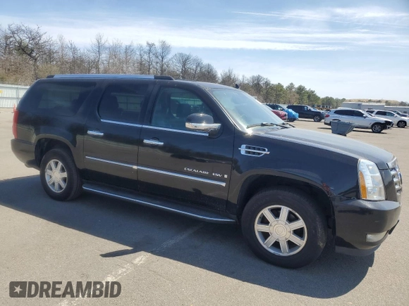 2007 Cadillac Escalade ESV with VIN 1GYFK66837R346919, listed as a Copart auction lot 53749735 with 228,706 mi miles and Clean Title. Bid and sale history available at carsss.com. Image 4.