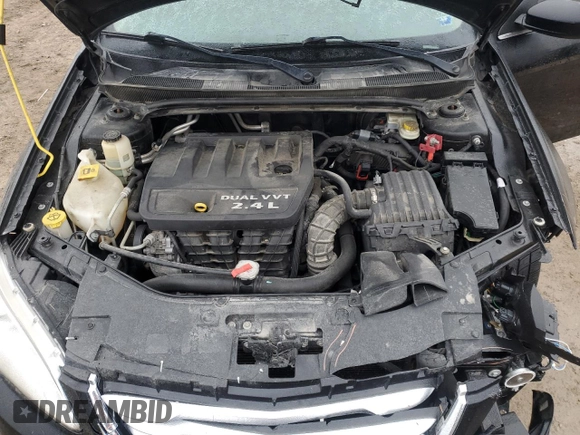 2013 Chrysler 200 Touring z VIN 1C3CCBBB6DN539475, wystawiony jako Copart lot #43955965 z przebiegiem 129 207 mil mil oraz Szkoda całkowita • Salvage title. Historia ofert i sprzedaży dostępna na DreamBid. Obrazek 11.