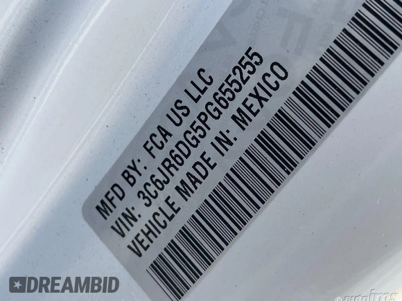 2023 Ram 1500 Tradesman z VIN 3C6JR6DG5PG655255, wystawiony jako IAAI lot #42365511 z przebiegiem 25 555 mil mil oraz . Historia ofert i sprzedaży dostępna na DreamBid. Obrazek 1.