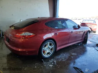 2012 Porsche Panamera with VIN WP0AA2A74CL013572, listed as a Copart auction lot 44519805 with 145,545 mi miles and Salvage Title. Bid and sale history available at carsss.com. Image 3.