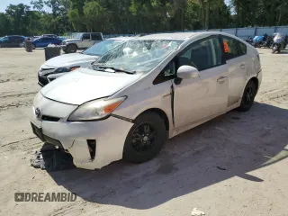 2015 Toyota Prius Four z VIN JTDKN3DU6F0438023, wystawiony jako Copart lot #57064135 z przebiegiem 81 686 mil mil oraz Nie do naprawy • Non repairable. Historia ofert i sprzedaży dostępna na DreamBid. Obrazek 1.