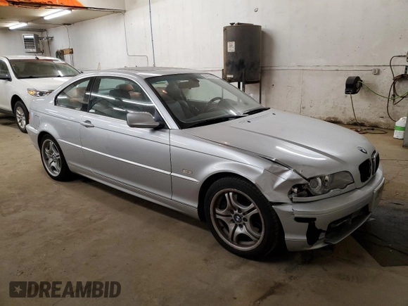 2001 BMW 3 Series 330Ci with VIN WBABN53421JU21846, listed as a Copart auction lot 84255684 with 188,425 mi miles and Salvage Title. Bid and sale history available at carsss.com. Image 4.
