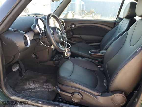 2015 MINI Cooper Convertible with VIN WMWZN3C5XFT861708, listed as a Copart auction lot 82233054 with 38,498 mi miles and Clean Title. Bid and sale history available at carsss.com. Image 7.