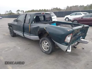 1998 Dodge Dakota SLT with VIN 1B7GL22X1WS615049, listed as a IAAI auction lot 41369967 with 259,598 mi miles and . Bid and sale history available at DreamBid. Image 3.