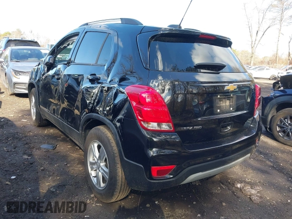 2022 Chevrolet Trax LT with VIN KL7CJPSM1NB565966, listed as a IAAI auction lot 41840576 with 15,590 mi miles. Bid and sale history available at carsss.com. Image 3.