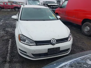 2016 Volkswagen Golf SportWagen TSI SE with VIN 3VWC17AU3GM510173, listed as a IAAI auction lot 41615322 with 133,690 mi miles. Bid and sale history available at carsss.com. Image 12.