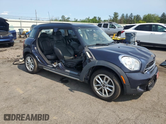 2015 MINI Countryman S z VIN WMWZC5C54FWP48739, wystawiony jako Copart lot #58197575 z przebiegiem 119 816 mil mil oraz Szkoda całkowita • Salvage title. Historia ofert i sprzedaży dostępna na DreamBid. Obrazek 4.