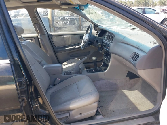 1999 Nissan Altima XE with VIN 1N4DL01D2XC124747, listed as a IAAI auction lot 41750853 with 110,221 mi miles. Bid and sale history available at carsss.com. Image 5.