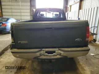 2001 Ford Super Duty F-250 XL with VIN 1FTNX21L81ED76472, listed as a Copart auction lot 46897535 with 124,250 mi miles and Salvage Title. Bid and sale history available at carsss.com. Image 6.