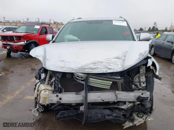 2013 Toyota Highlander with VIN 5TDZK3EH4DS103474, listed as a IAAI auction lot 41582903 with 136,596 mi miles. Bid and sale history available at carsss.com. Image 11.