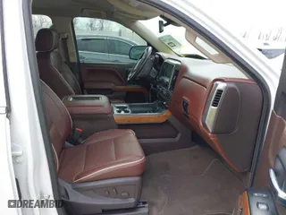 2018 Chevrolet Silverado 1500 High Country with VIN 3GCUKTEC0JG211759, listed as a IAAI auction lot 41687758 with 1 mi miles. Bid and sale history available at carsss.com. Image 5.