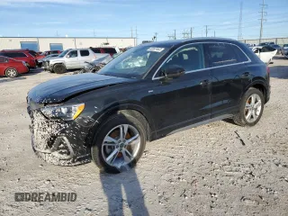 2020 Audi Q3 S line Premium with VIN WA1DECF31L1115818, listed as a Copart auction lot 40267463 with 22,456 mi miles. Bid and sale history available at carsss.com. Image 1.