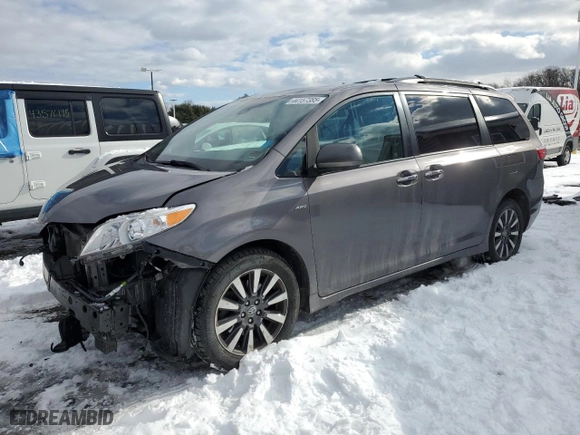 2019 Toyota Sienna XLE with VIN 5TDDZ3DC0KS226214, listed as a Copart auction lot 44157385 with 86,701 mi miles and Salvage Title. Bid and sale history available at carsss.com. Image 1.