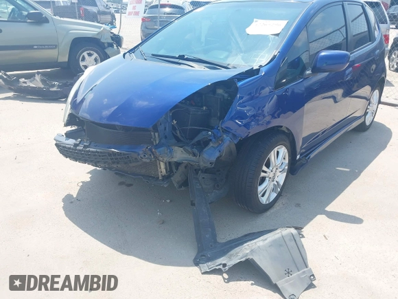 2010 Honda Fit Sport с VIN JHMGE8H4XAC025203, выставлен на аукционе IAAI как лот 42265296 с пробегом 172 352 миль миль и . История ставок и продаж доступна на DreamBid. Изображение 6.