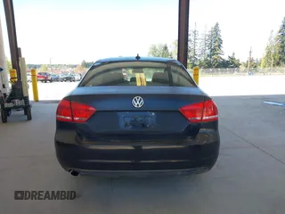 2015 Volkswagen Passat 1.8T Limited Edition with VIN 1VWAT7A36FC054484, listed as a IAAI auction lot 42078125 with 119,550 mi miles. Bid and sale history available at carsss.com. Image 17.